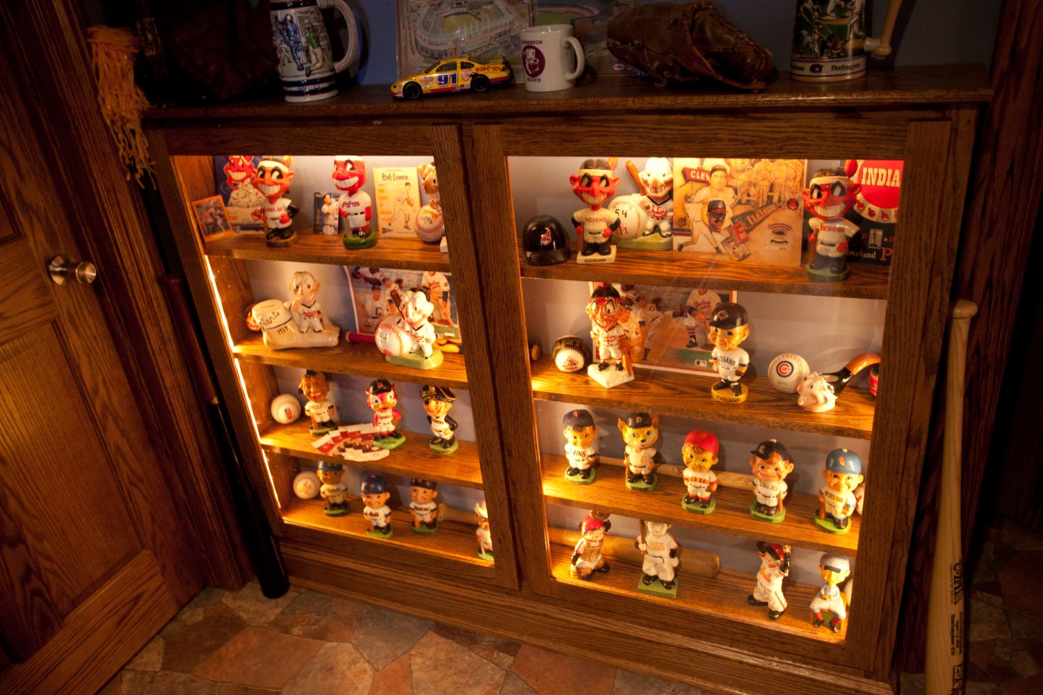 custom-furniture-and-build-ins-16_5454080717_o