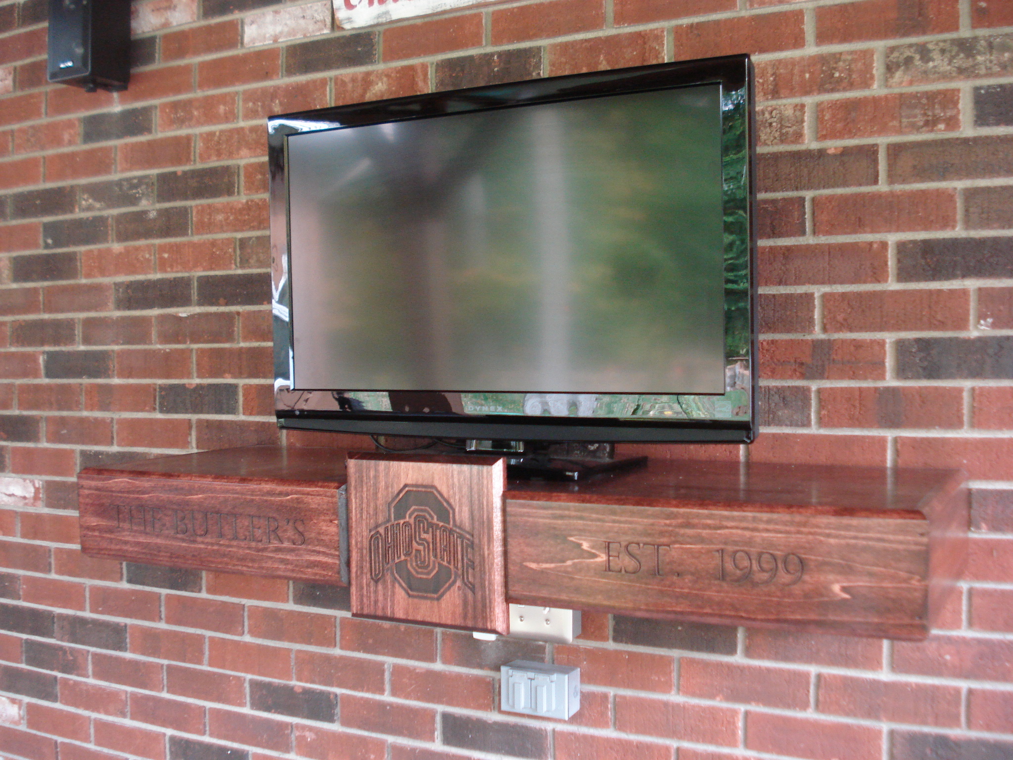 custom-laser-engraved-tv-shelf_6826798427_o